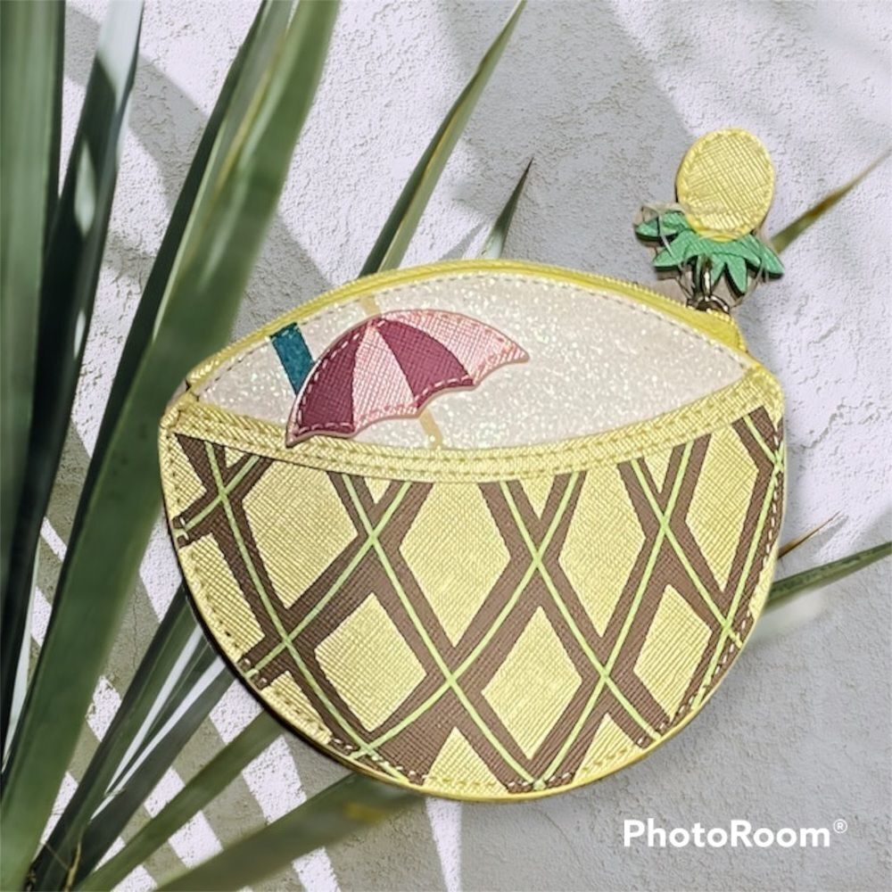 NEW pina colada coin purse​​​